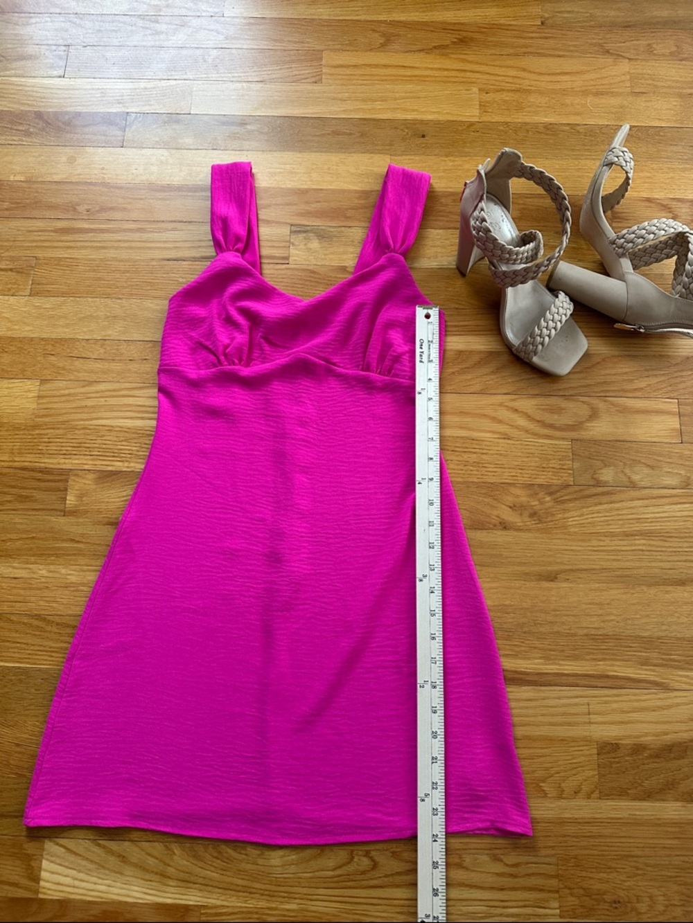 Rola Coster Nwt/ size small magenta pink dress
